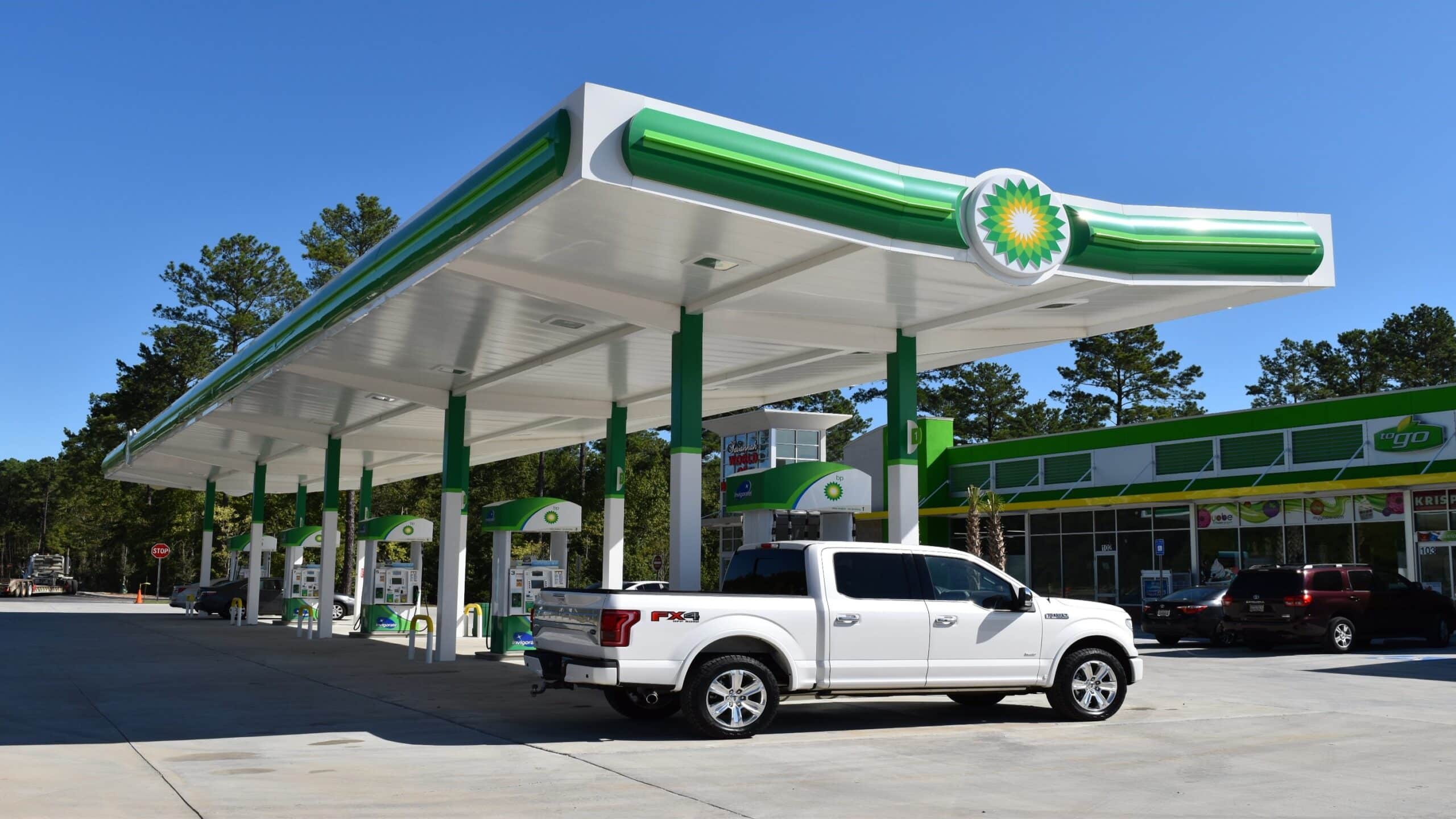 BP – Gas Station Canopy Installation