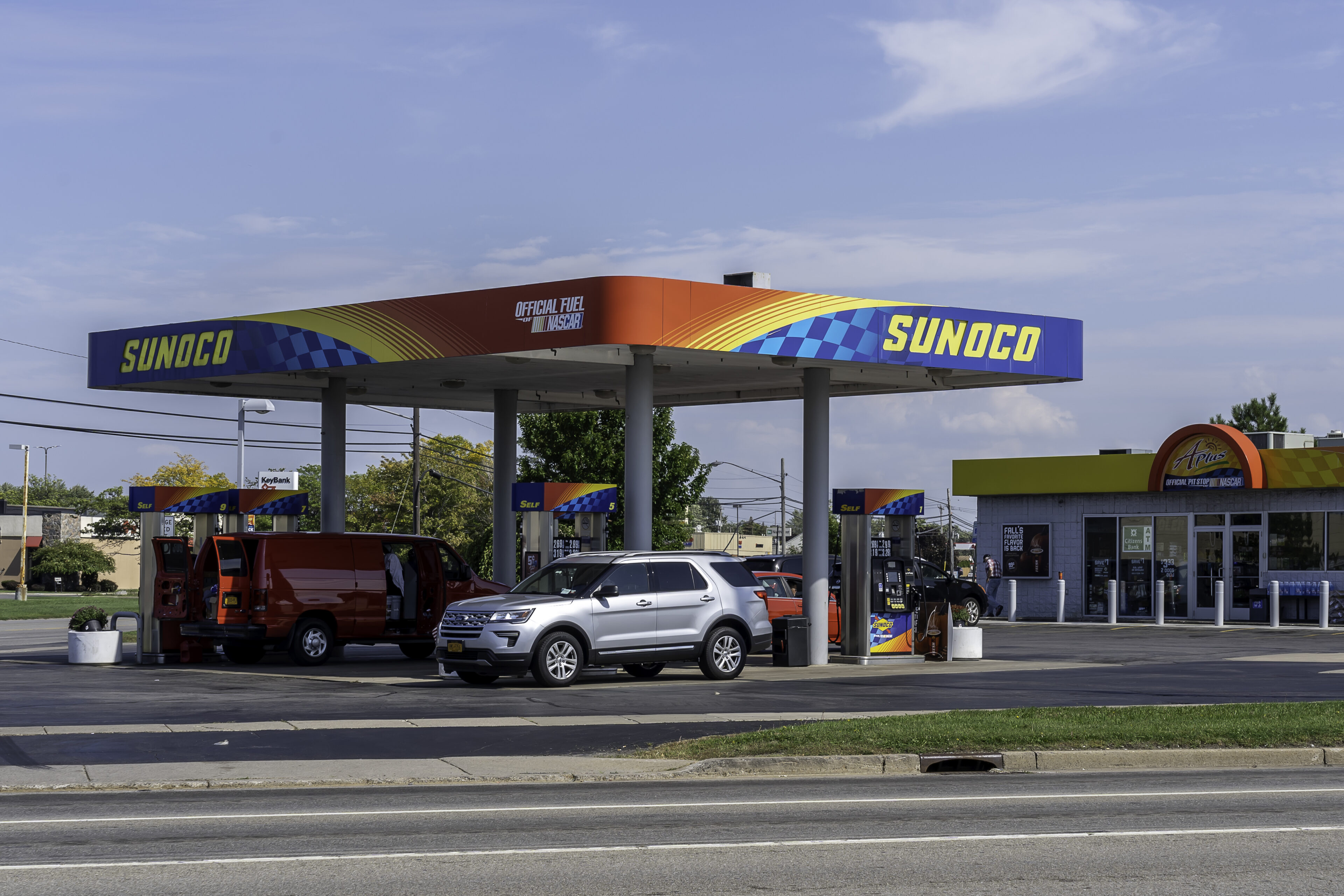 How Gas Station Canopies Contribute to Brand Identity and Recognition